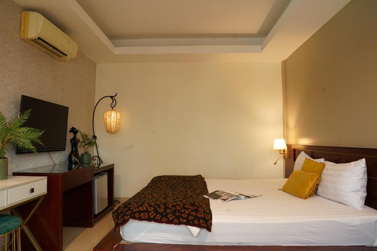 Trang An Hotel - 5 Minutes Landmark 81 Ciudad Ho Chi Minh  Exterior foto